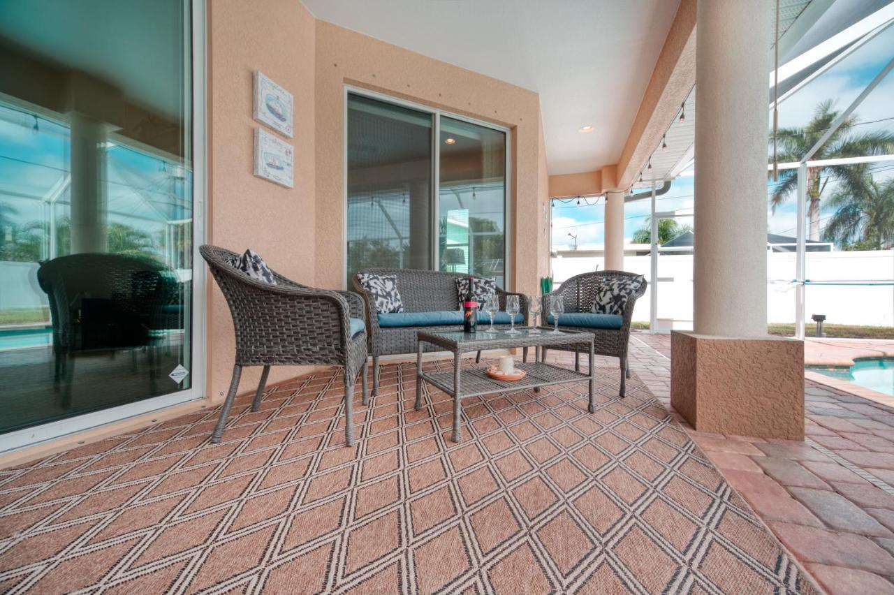 Villa Holiday Sunrise Cape Coral Eksteriør billede
