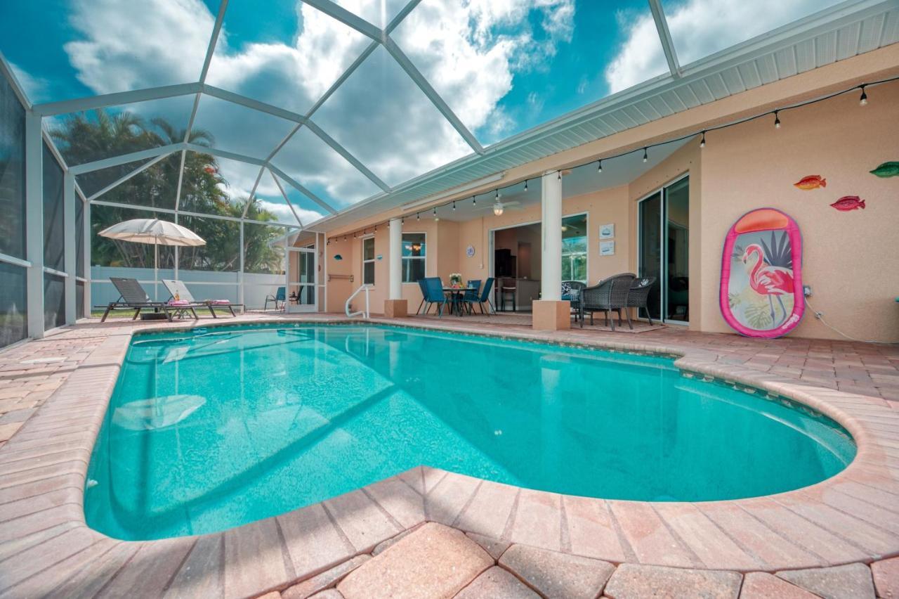 Villa Holiday Sunrise Cape Coral Eksteriør billede