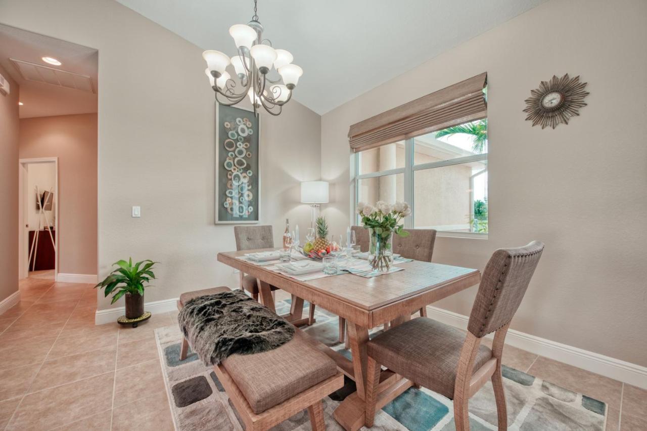 Villa Holiday Sunrise Cape Coral Eksteriør billede
