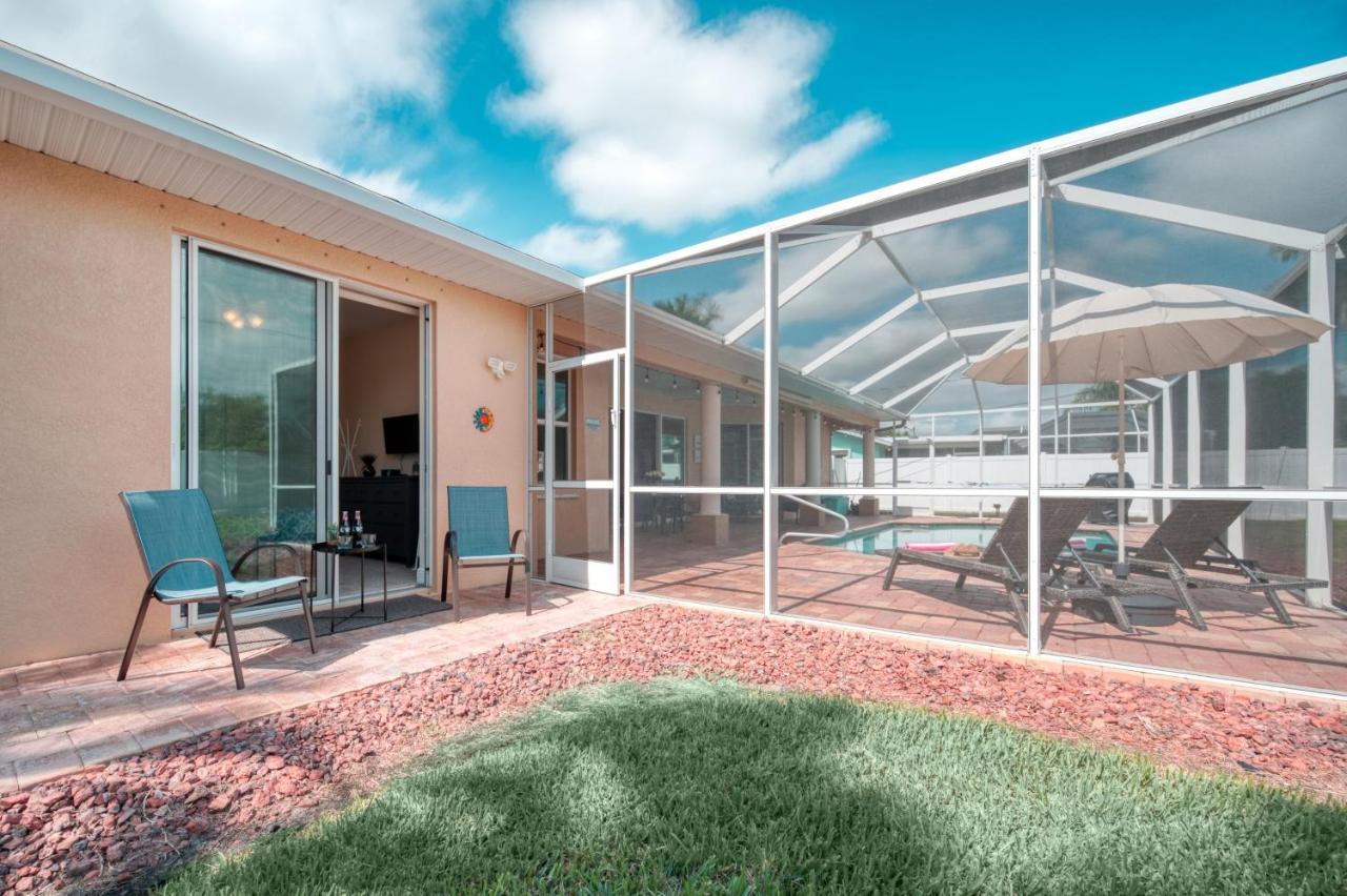 Villa Holiday Sunrise Cape Coral Eksteriør billede