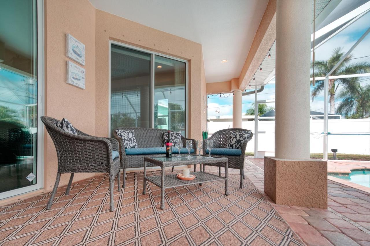 Villa Holiday Sunrise Cape Coral Eksteriør billede